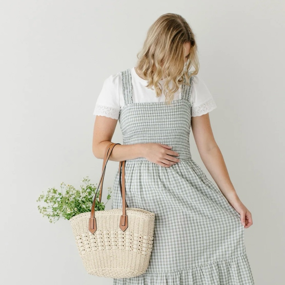 beachlunchlounge Green and White Midi Dress - Picture 5 of 7